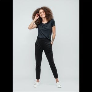 Ministry of Supply women’s pull-on kinetic pant